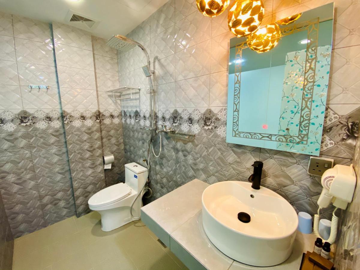 J Boutique Hotel 新张优惠 Муар Экстерьер фото